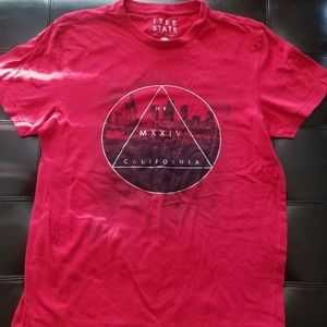 ❗Free State Red New York California Graphic Tee Medium❗